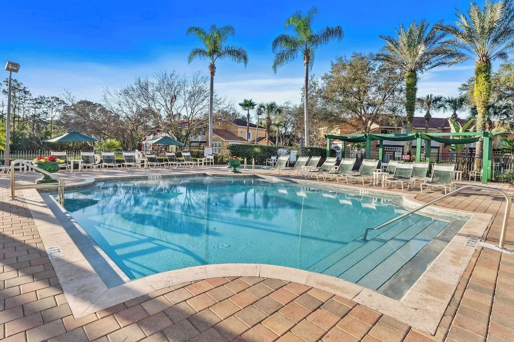 8400 Blue Lagoon Drive
