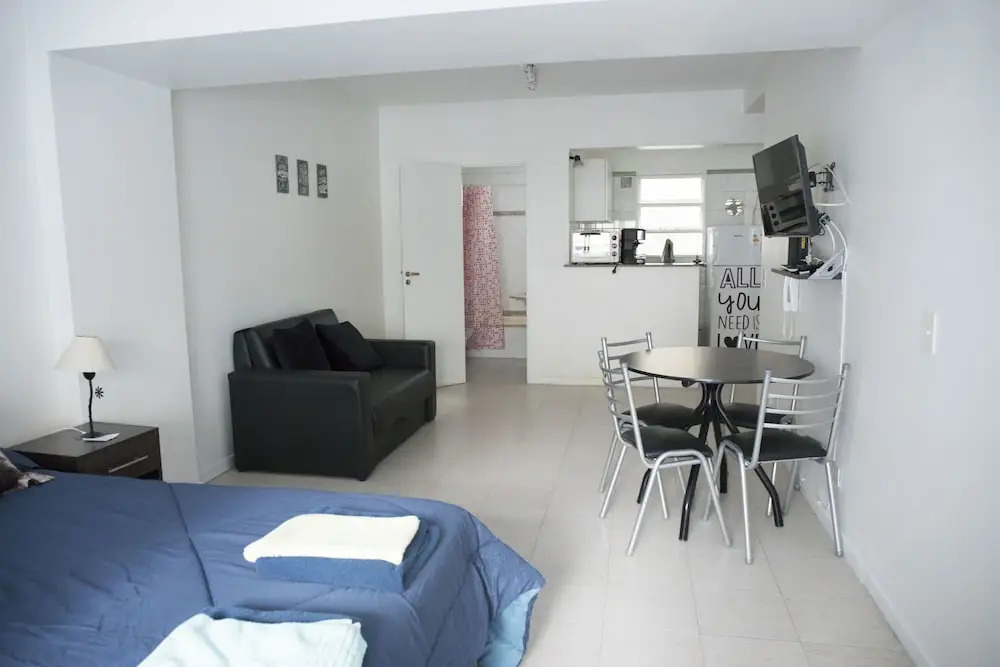 Suites & Studios 3