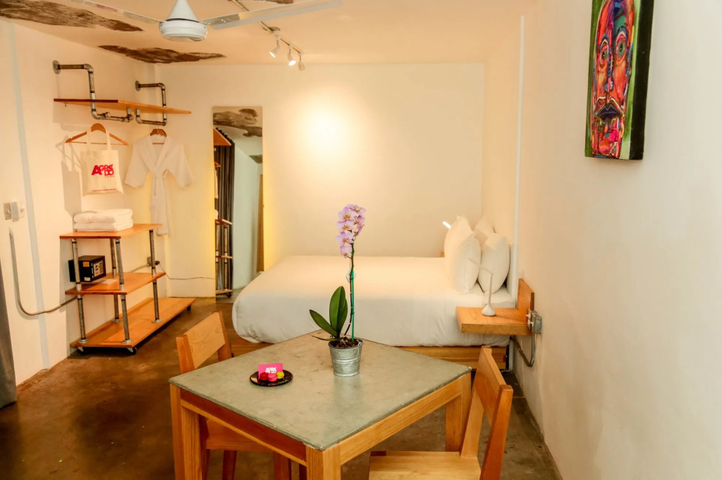 Agrado Guest House