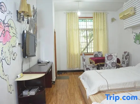 OYO Changde These Years Themed Hotel (Wenli College)