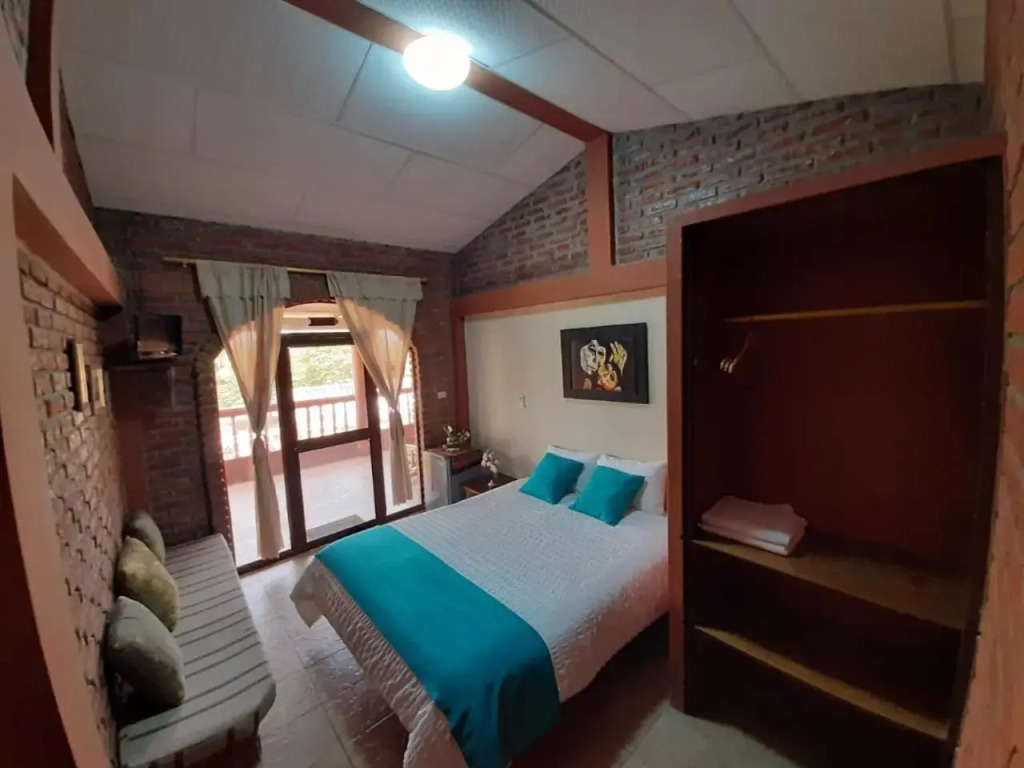 Suite Hotel Romanos