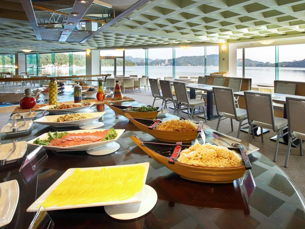 LeaLea Garden Hotels - Moon Lake