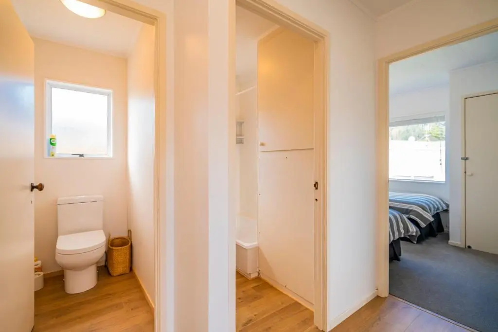 Retreat by the Beach - Pauanui Holiday Home