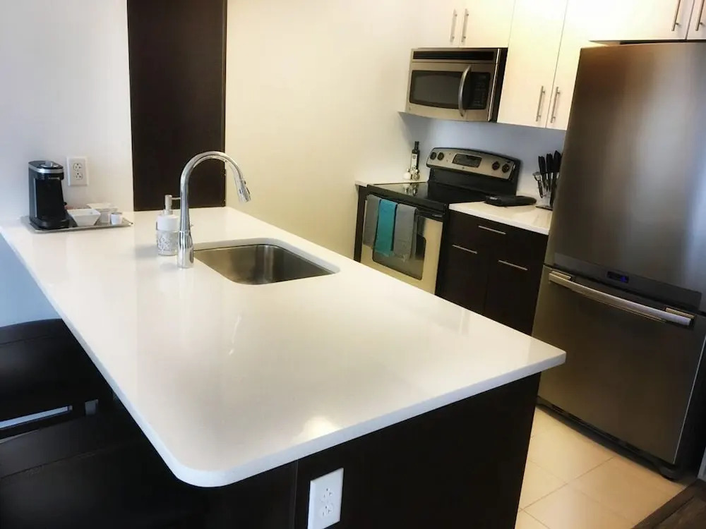 221 Luxury Suites