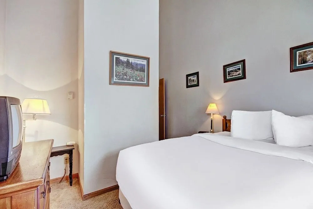 River Mtn Lodge W219