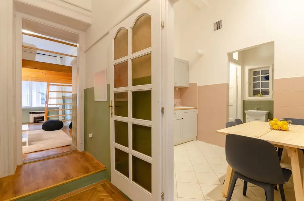 Coriander Apartment