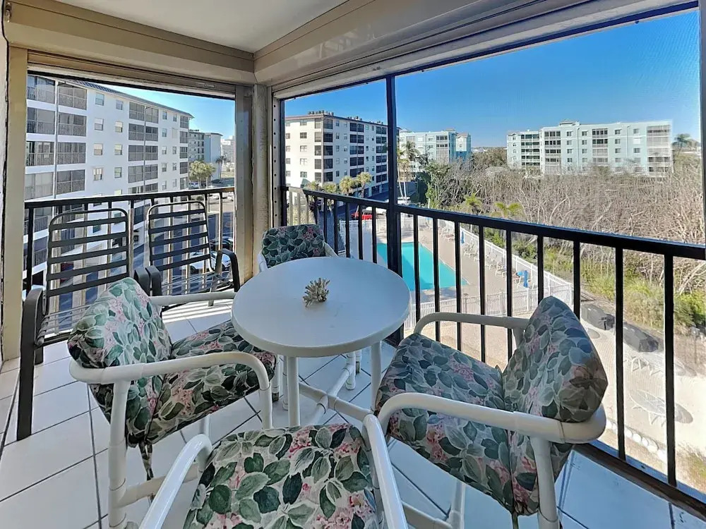 Estero Cove 341