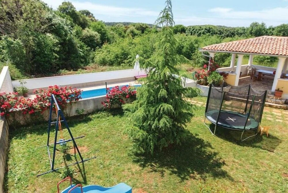 Amazing Home in Pula With Wifi and 2 Bedrooms