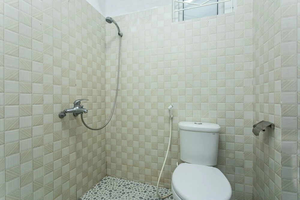 King Garden Hotel by OYO Rooms