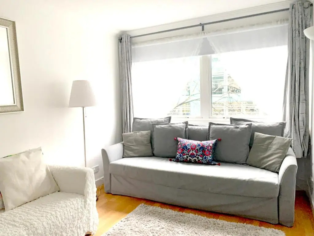 Elegant Fitzrovia 2-bed w Wifi: Close to Oxford Street W1