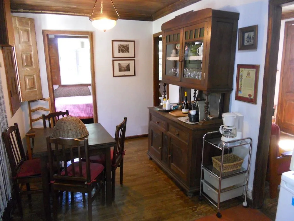 Charming 2-bed Cottage in Santa Marinha do Zezere