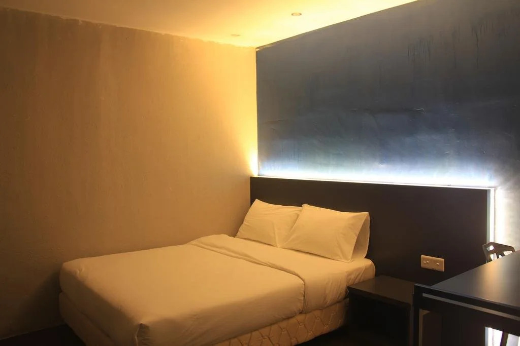 Merge Summit Boutique Hotel