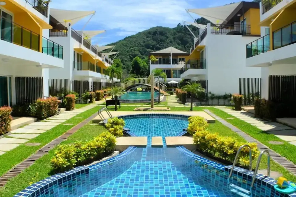 Ap33 - Kamala Holiday Home With Pool gym and Kids Playground, Kamala