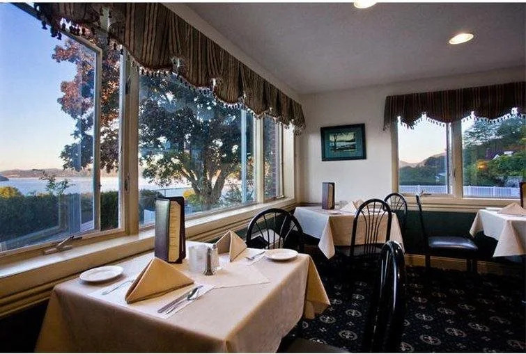 Inn on the Hudson