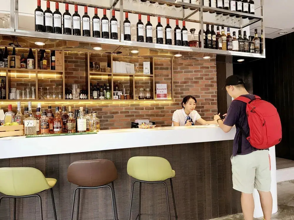 Single inn- KAOHSIUNG LINSEN