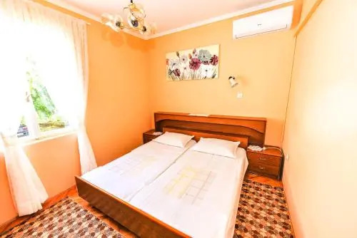 Apartments Bepina