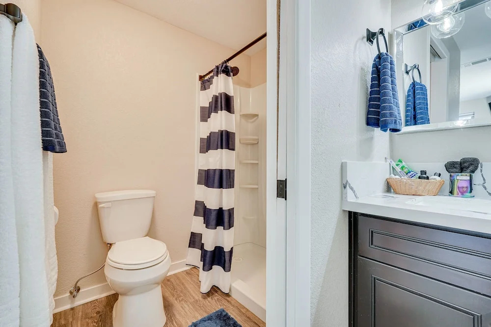 Furnished Patio + Pool: Lake Havasu City Getaway!