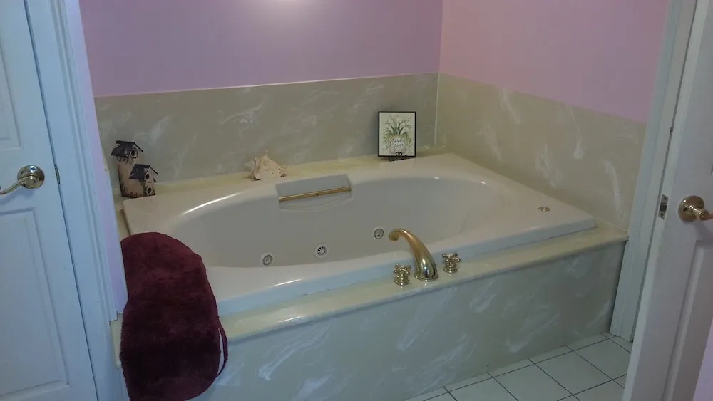 Truman Gillet House B & B