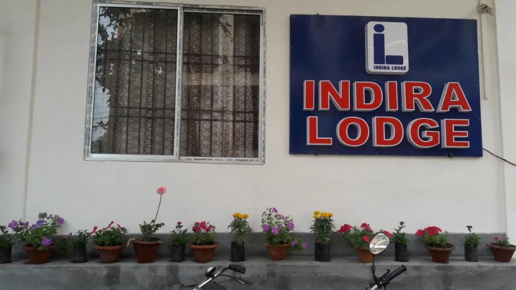 Hotel Indira Lodge