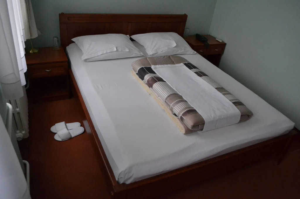 Ada Hotel