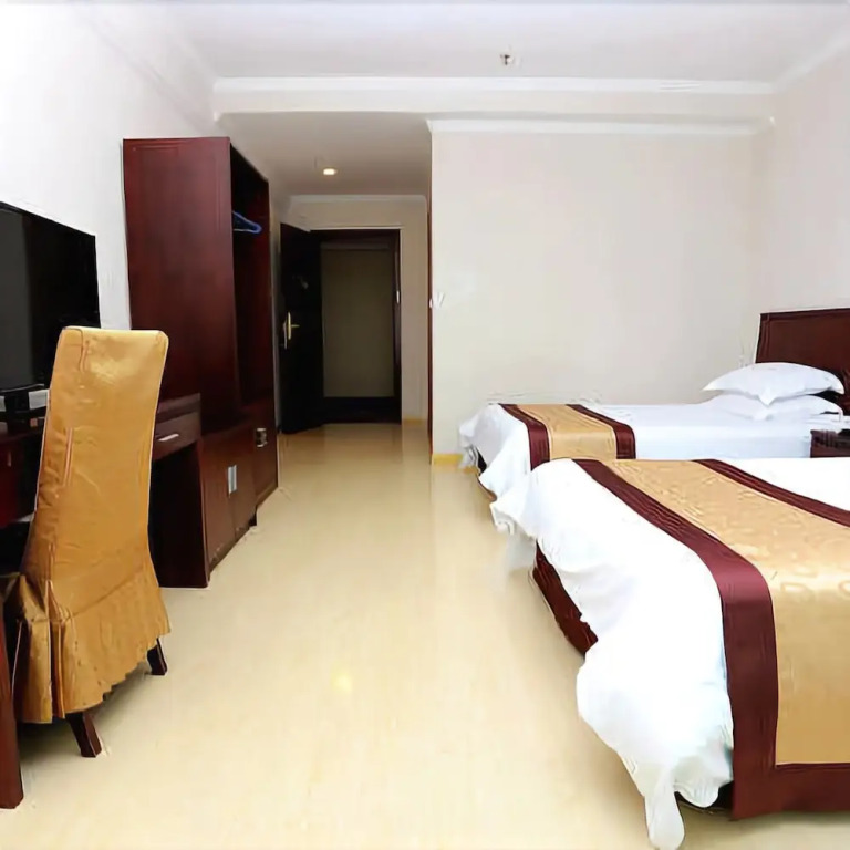 Yuandong Holiday Hotel