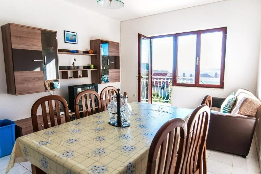 Apartments AnteV - 80m from the sea