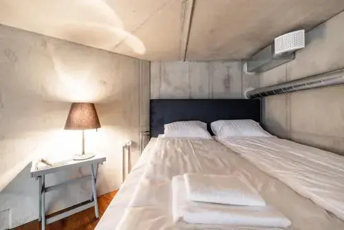 Dream Stay - Modern City Center Loft Near Bus Station