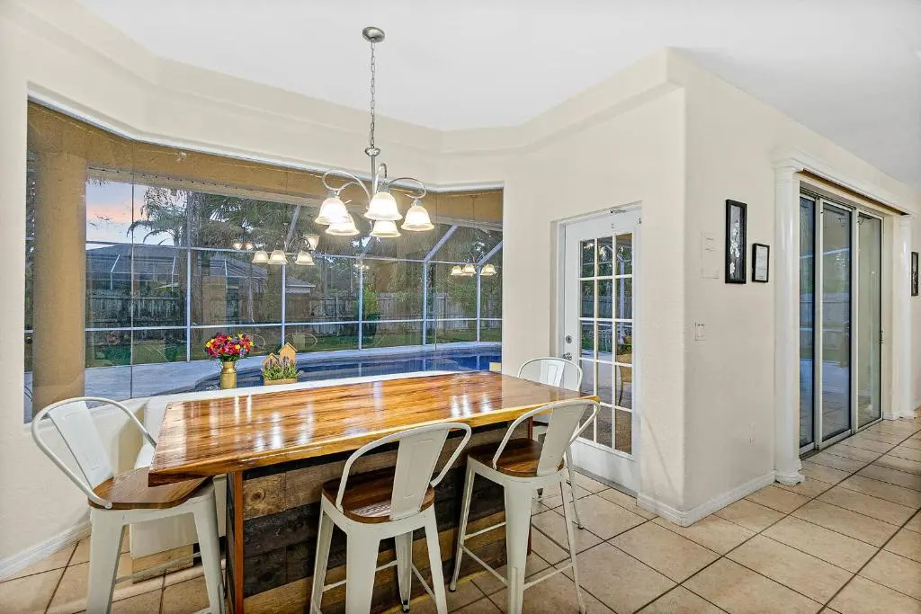 Palm Paradise with Heated Saltwater Pool - 10 min to the Beach