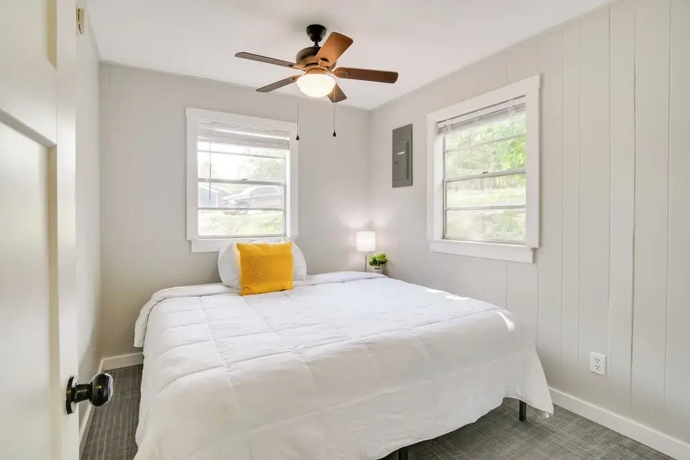Tranquil Kimberling City Getaway w/ Community Pool