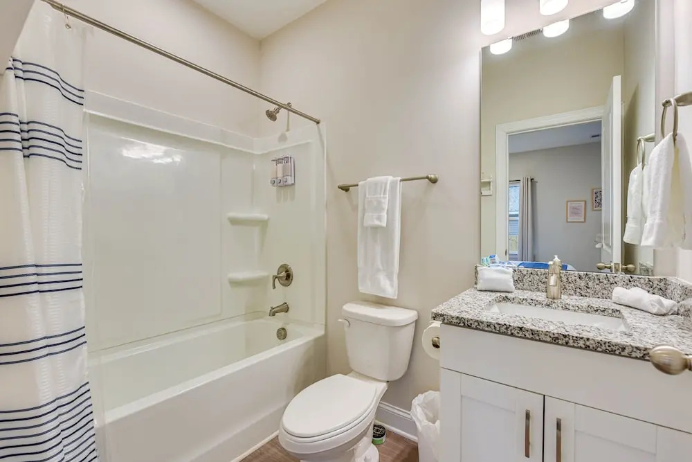 Family-friendly Home ~ 5 Mi to UNC Charlotte!