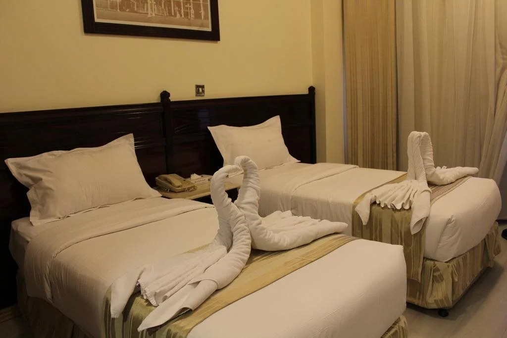 Almadinah Manazeli Hotel