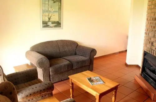 Mogodi Lodge