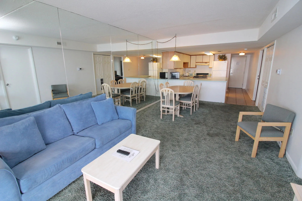 Bay Club Resort by CoolVacay