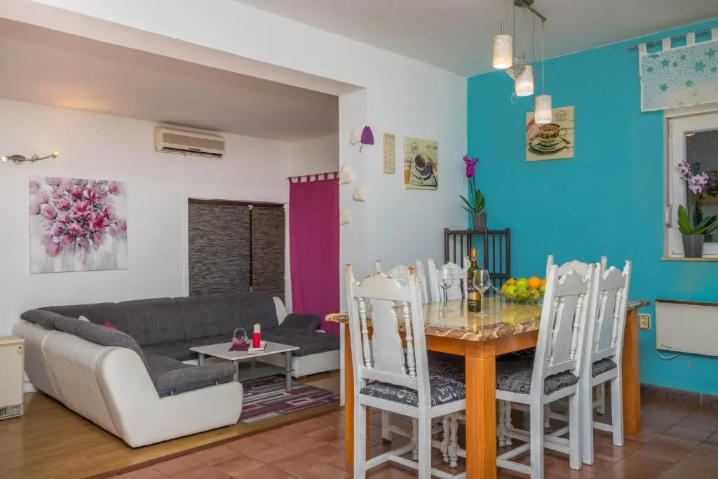 Apartment in Crikvenica 41209