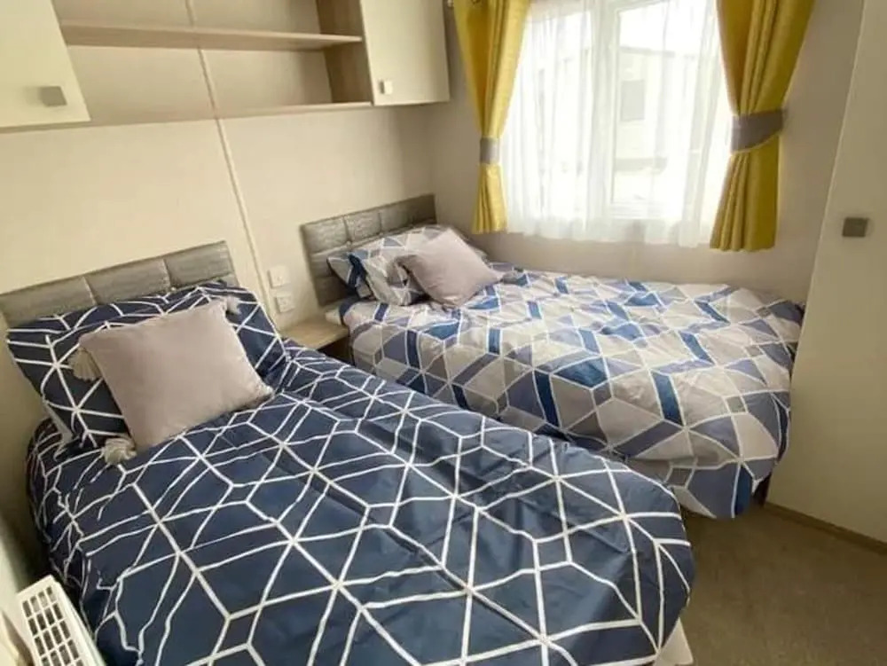 Impeccable 3-bed Cabin in Tattershall, UK