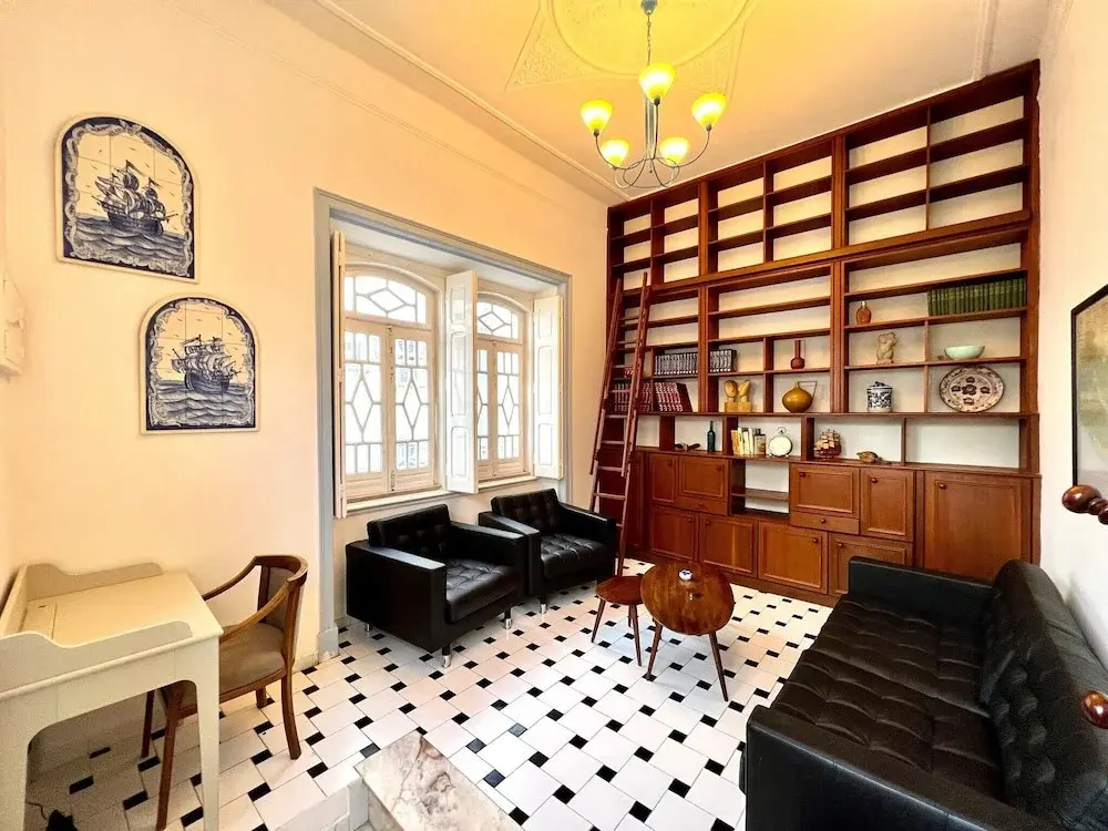 Olhão Historical House by Homing