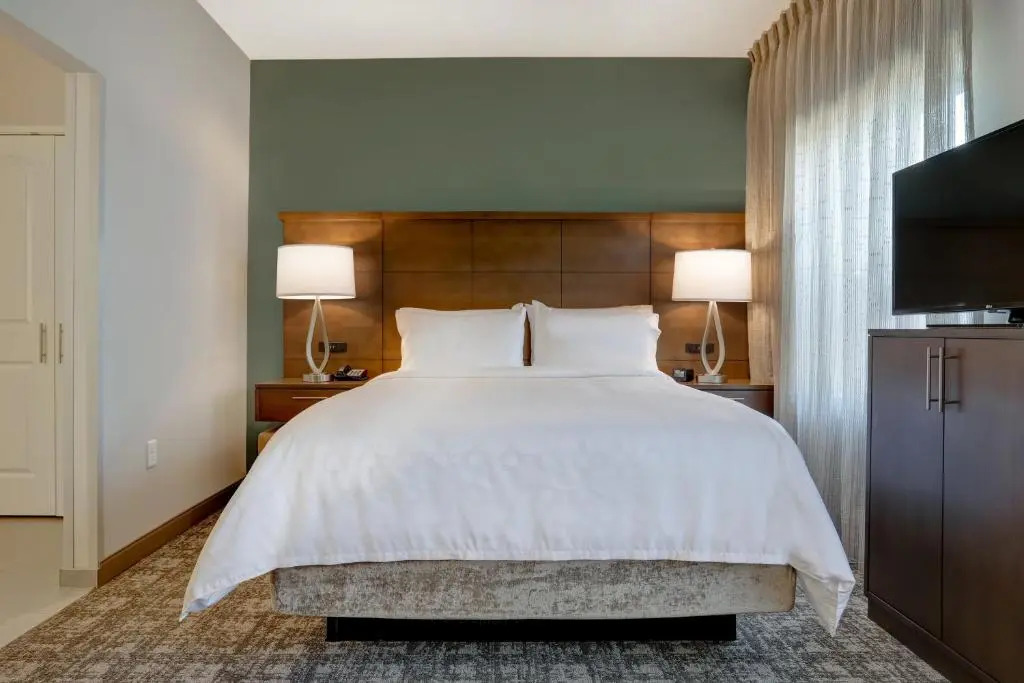 Staybridge Suites - Overland Park - Kansas City S by IHG