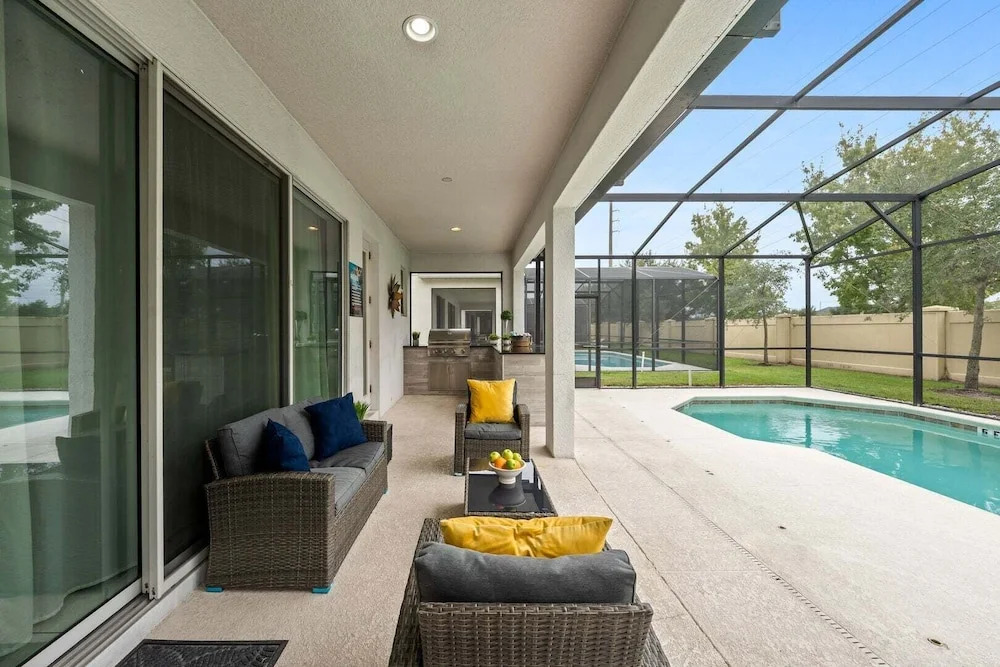 Spacious 9br, 9BA Resort Home w/ Private Pool