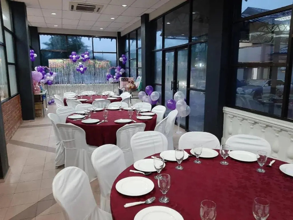 DLAYARAN HOTEL & CAFE
