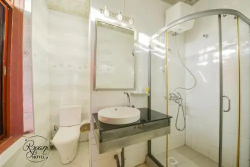 Ropani Hotel
