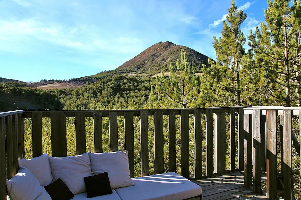 Terre des Baronnies. Cabanes