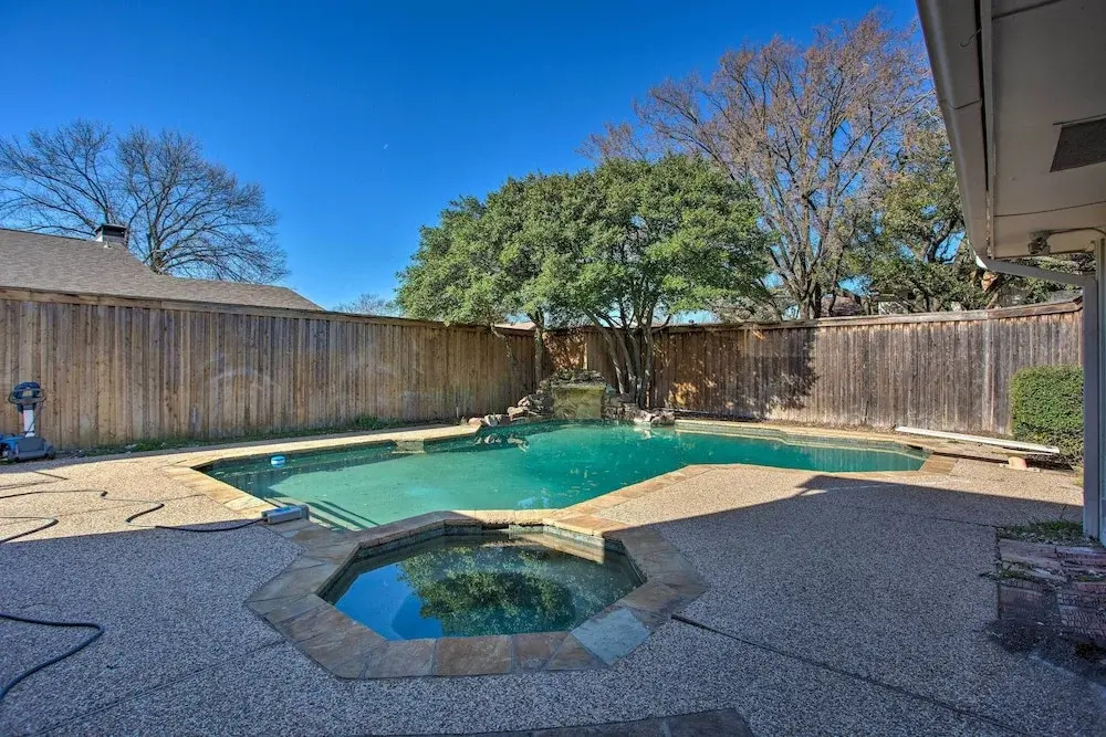 Richardson Home w/ Pool, Hot Tub & Arcade Games