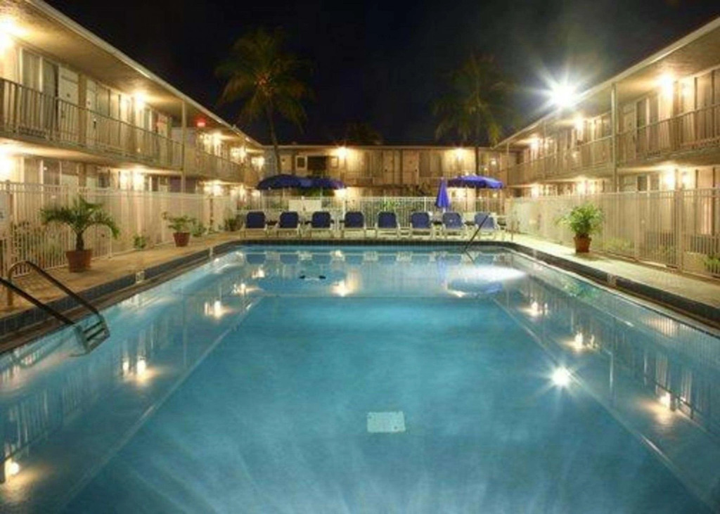 Ramada Stuart
