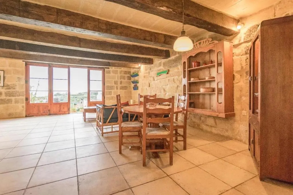 Farmhouse Cala