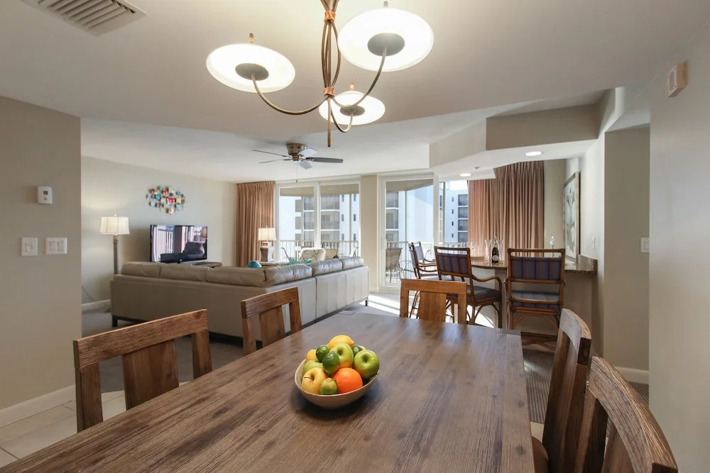 6620 Estero Blvd 1002 Condo 3 Bedrooms 2 Bathrooms Condo