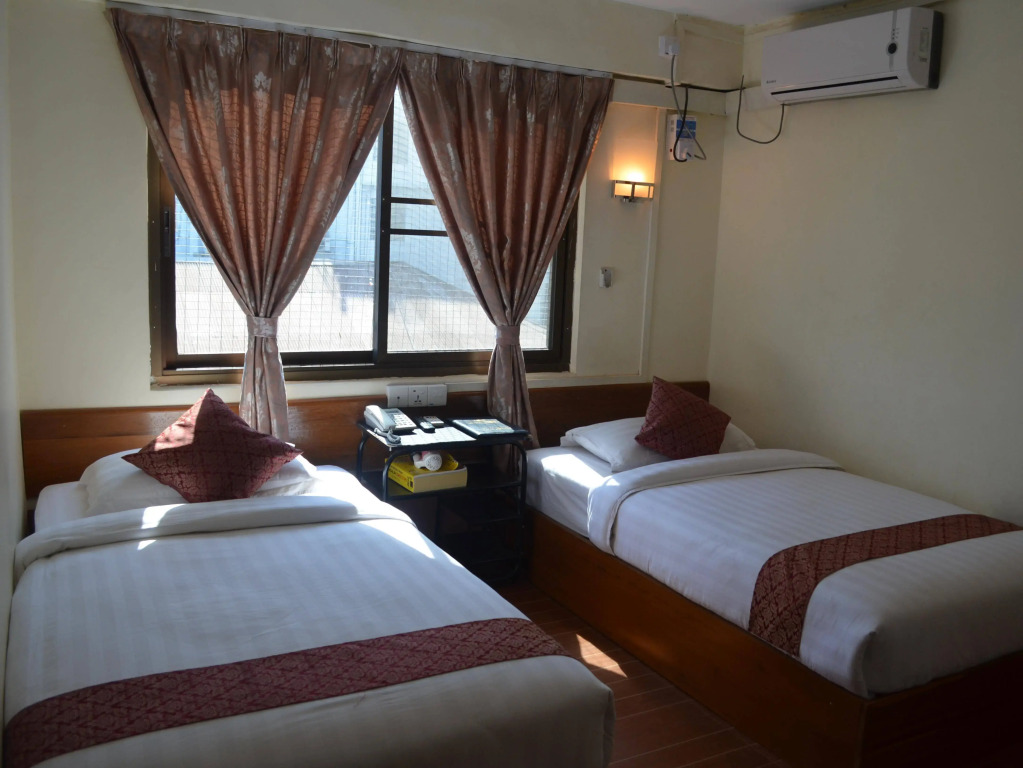 Royal Diamond Hotel