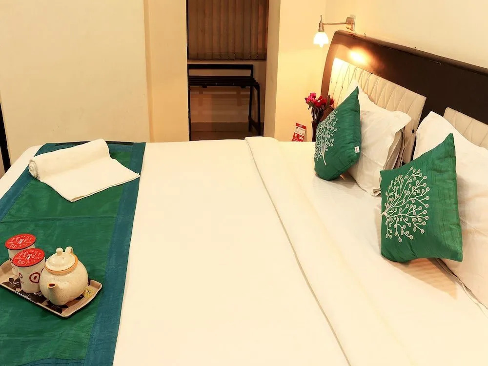 OYO 1846 Hotel Neeranand Regency