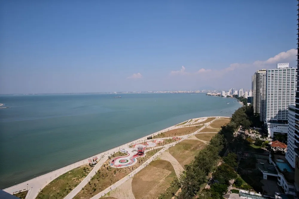 Family Suite Sunrise Gurney Penang