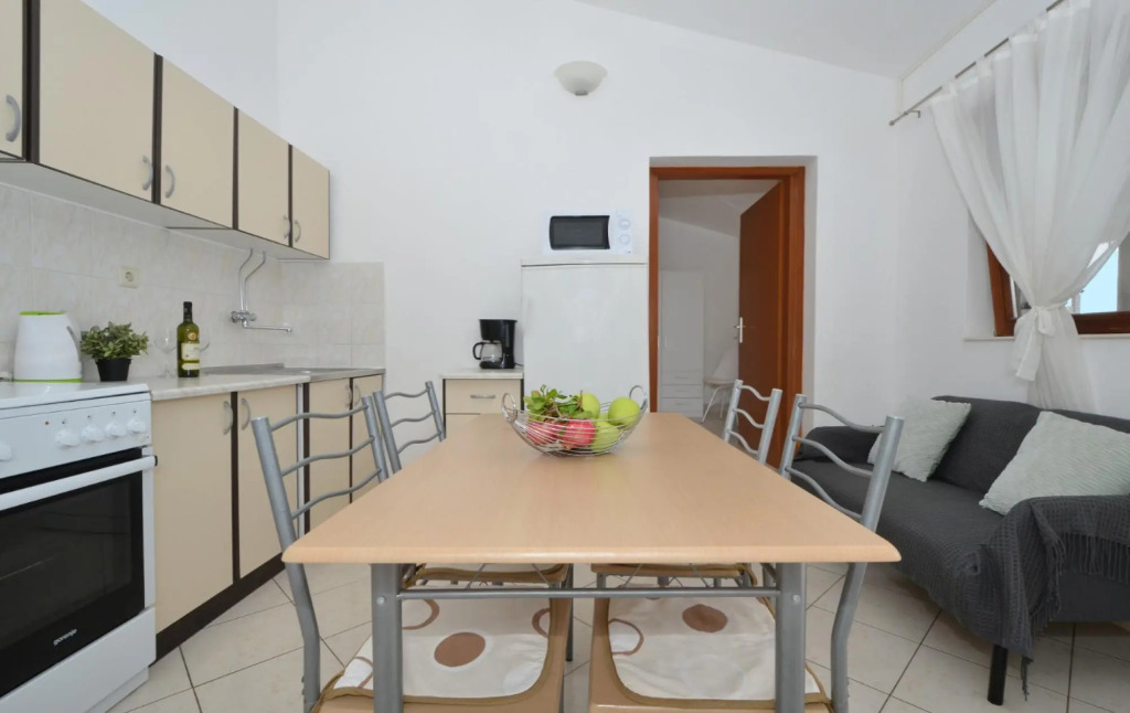 Paž - 28m from the beach - A3(4+1)
