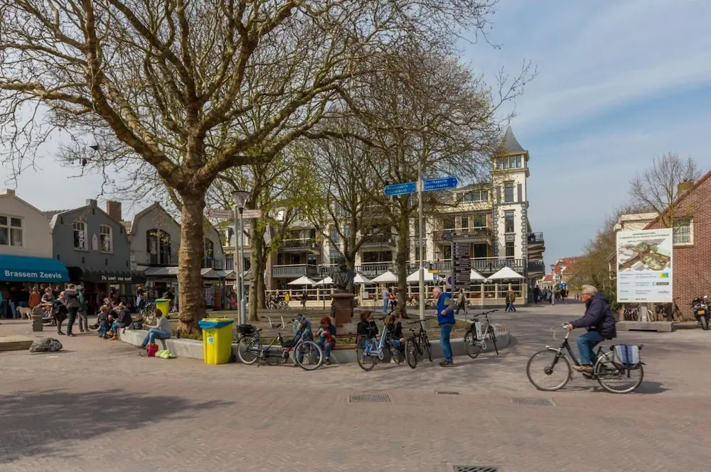 High-quality Holiday Apartment Right in the Center of Domburg